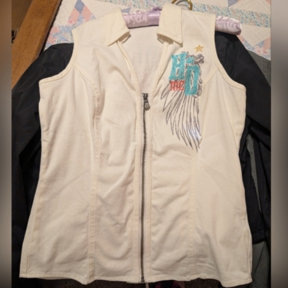 Authentic Harley Davidson® Women's Small, Cream Color Zip Top Rhinestones